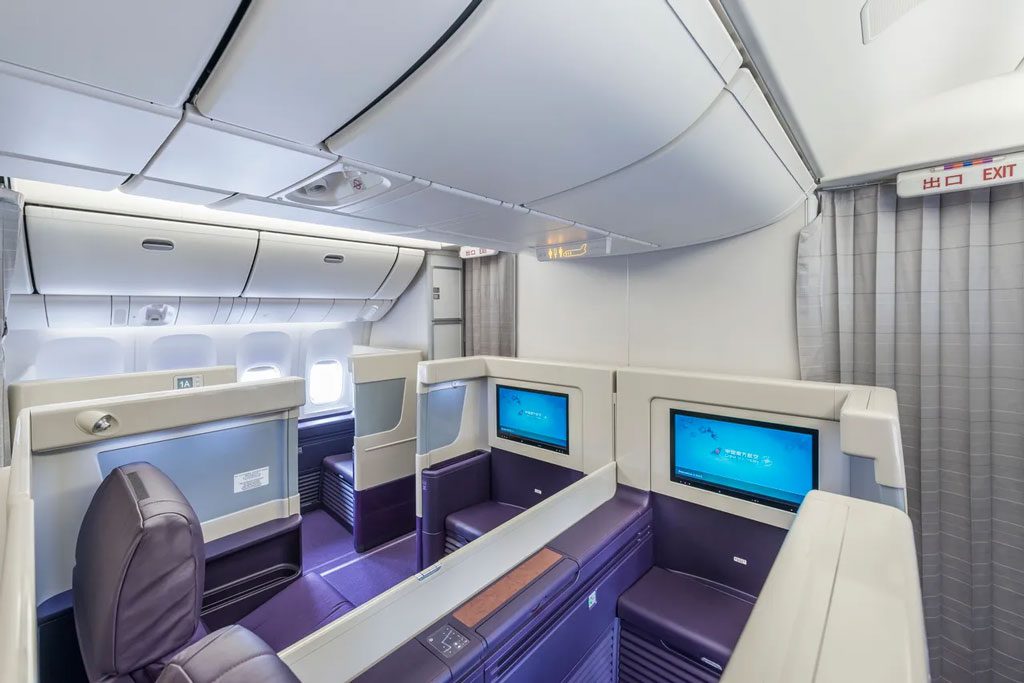 First Class Boeing 777-300ER China Southern