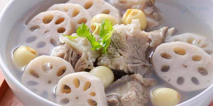 Vịt hầm củ sen (Lian'ou Paigu Tang)