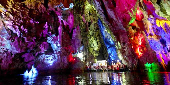 Động Cửu Long