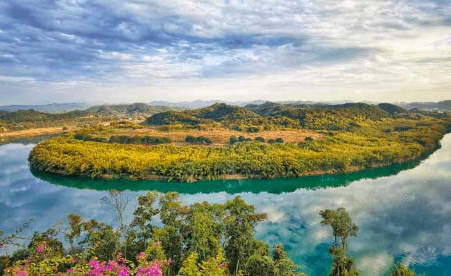 Khu thắng cảnh Long Sơn