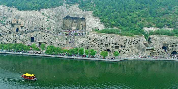 Cảnh sông nước longmen caves