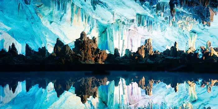 Động Lô Địch (Reed Flute Cave)