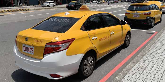 Taxi